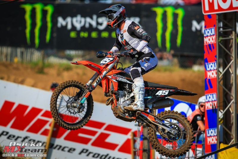 OSICKA-TEAM-KOHUT-10-MOTOCROSS-GP-10-FRA-2022_O43