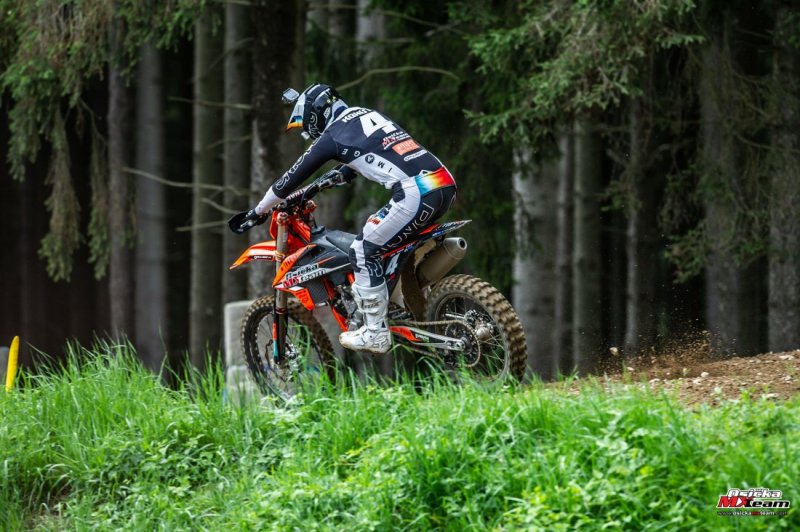 OsickaMXTeam_MMCR_Kramolin_resize-270