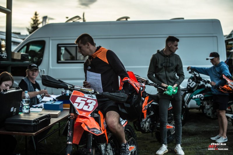 OsickaMXTeam_MMCRMX_Petrovice_resize-80