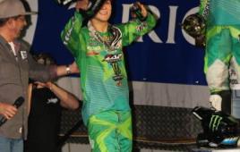 6d1051b5a9d64dea8c38514bfa978f91-osicka_races_backstage_fmx_41