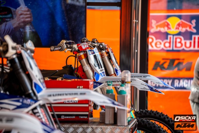 MP909682