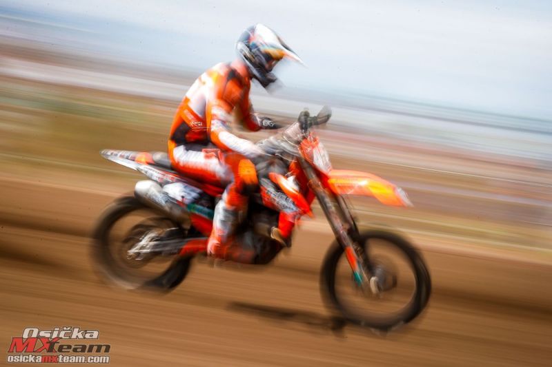 KOHUT-30-MOTOCROSS-GP-11-GER-2022_O52