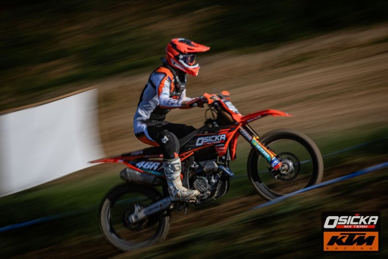 foto_radeklavicka_osicka-mx-team_mx-mcr_junior_opatov_2025_474