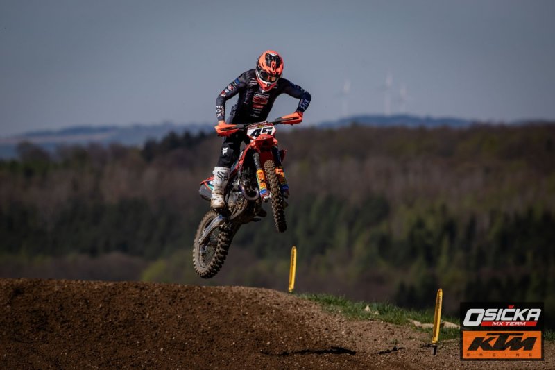 foto_radek_lavicka_osicka_mx-team_tomas-kohut_mxloket_2025_22