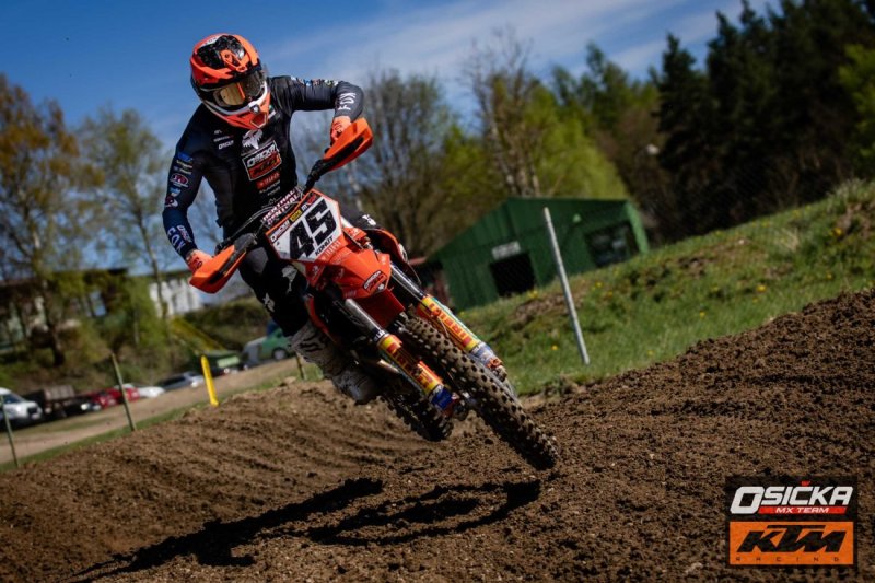 foto_radek_lavicka_osicka_mx-team_tomas-kohut_mxloket_2025_24