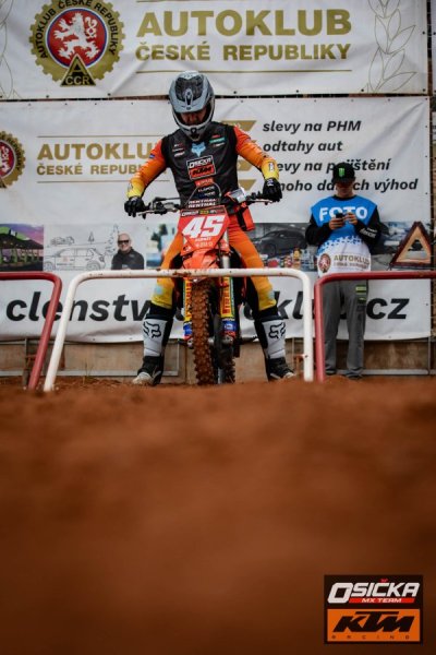 foto_radek_lavicka_mx_mcr_rudnik_2025_4275