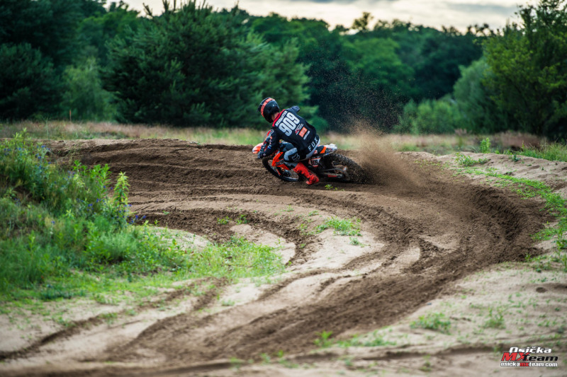OsickaMXTeam_Panov_D4s_resize-17